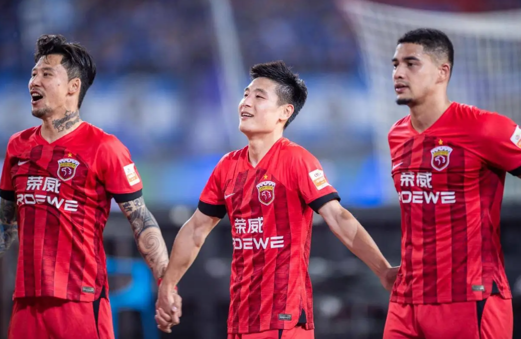 上海上港主场战平浦项日滑铁卢亚冠战表彰后的简单介绍