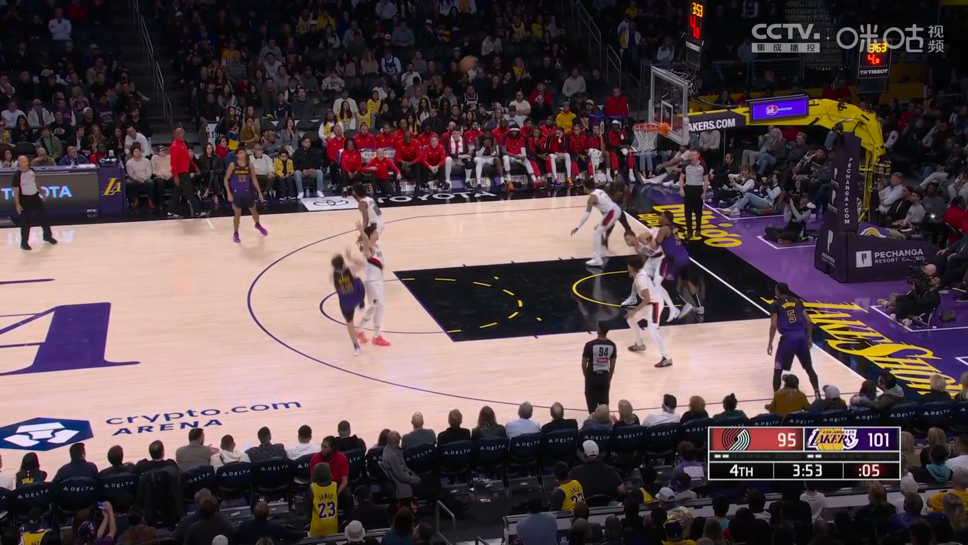 开云体育官网-湖人惨败开拓者,遭遇两连败