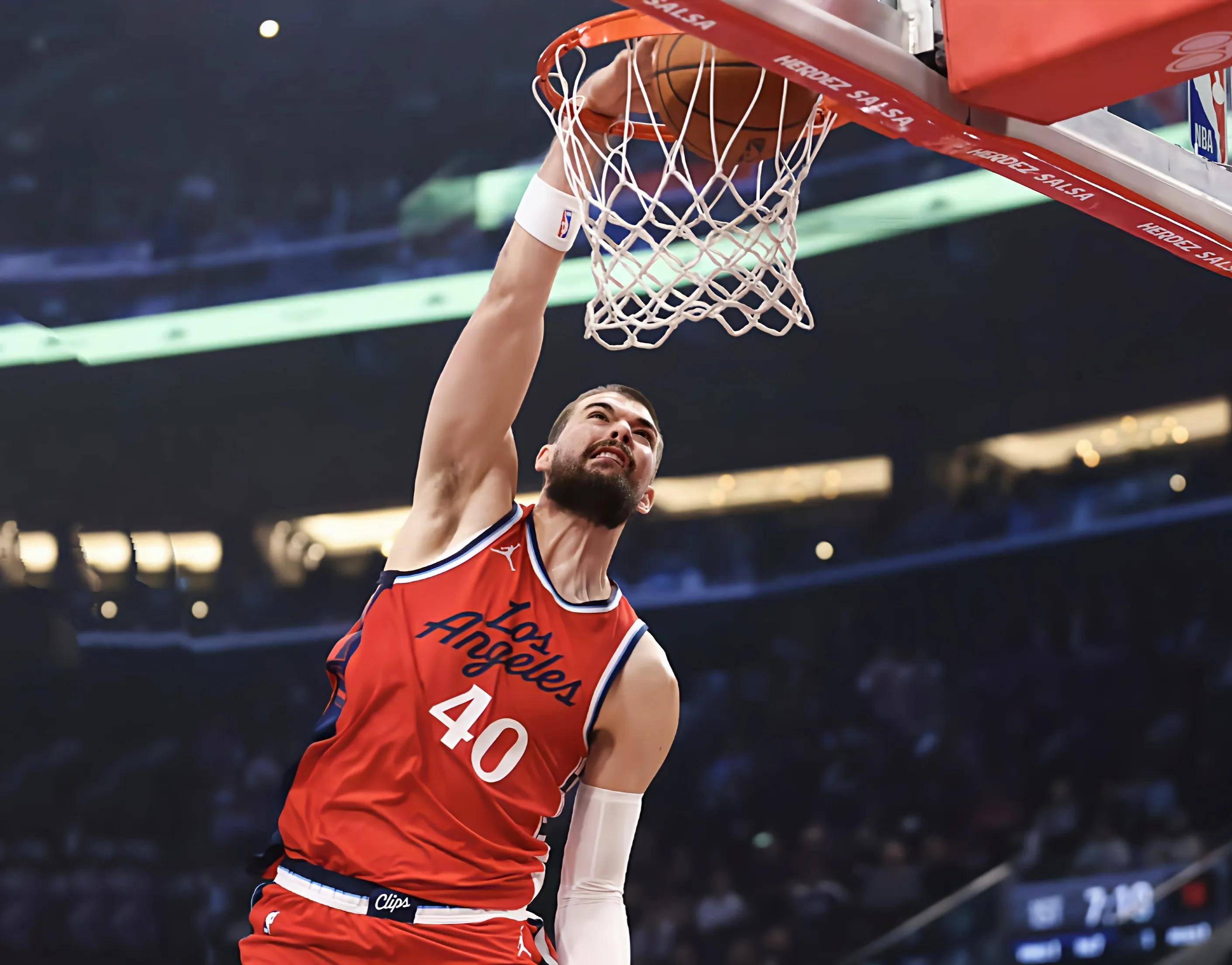 开云体育中国-开拓者主场不敌掘金,遭遇三连败的简单介绍