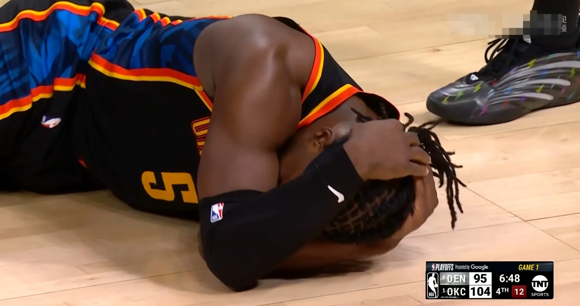 灰熊碾压新疆队,约基奇关键制胜 灰熊碾压新疆队,约基奇关键制胜