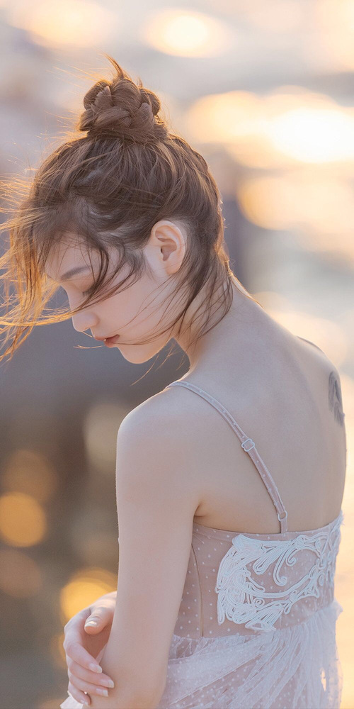 绝命三分！乔治化身孤胆英雄，广东队史诗逆转公牛登顶