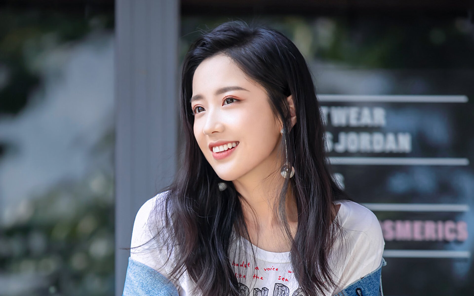 开云体育-胜利的焰火点燃黎明,当辽篮战术绞索与F1弯道风暴共奏凯歌