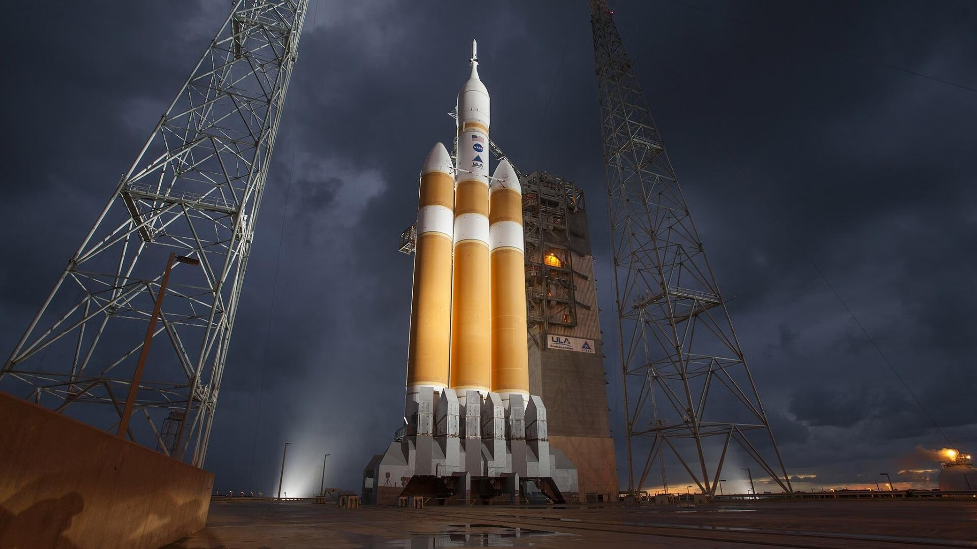 沉寂地核与喧嚣火山，米切尔在掘金重压下完成的灵魂爆发